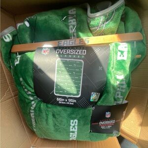 Philadelphia Eagles Kelly Green Blanket